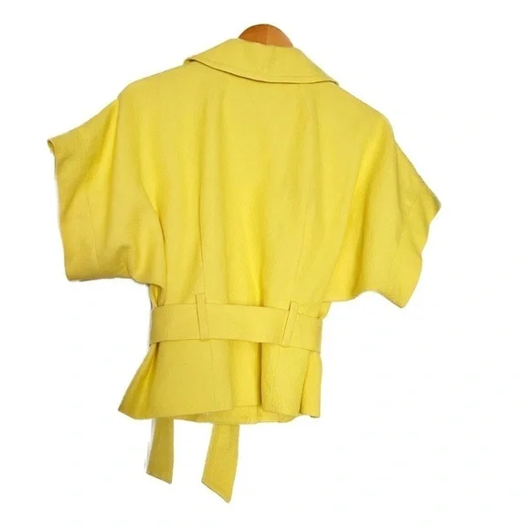 Trina Turk short sleeve blazer - Picture 2 of 3